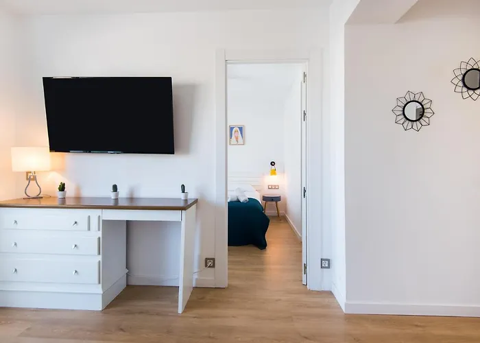 Aloha Marina Private 1st Line Ocean Carihuela