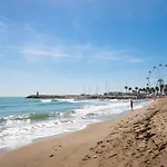 Aloha Marina Private 1st Line Ocean Carihuela شقة